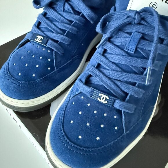 CHANEL Royal Blue Suede Sneakers - Picture 3 of 8